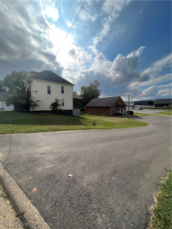 LOCATION, LOCATION, LOCATION!! This commercial building, formerly used as a Church, could be your Church or businesses perfect new location. Being just behind Sam's Club in downtown Vienna, it is walking distance from restaurants, grocery stores, and more, including the Grand Central Mall just a few minutes away. Do not miss this opportunity to get a commercial property in a well located spot.