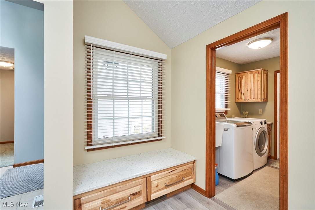 Grand Bay Brecksville - Residential