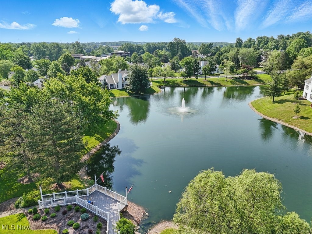 Grand Bay Brecksville - Residential