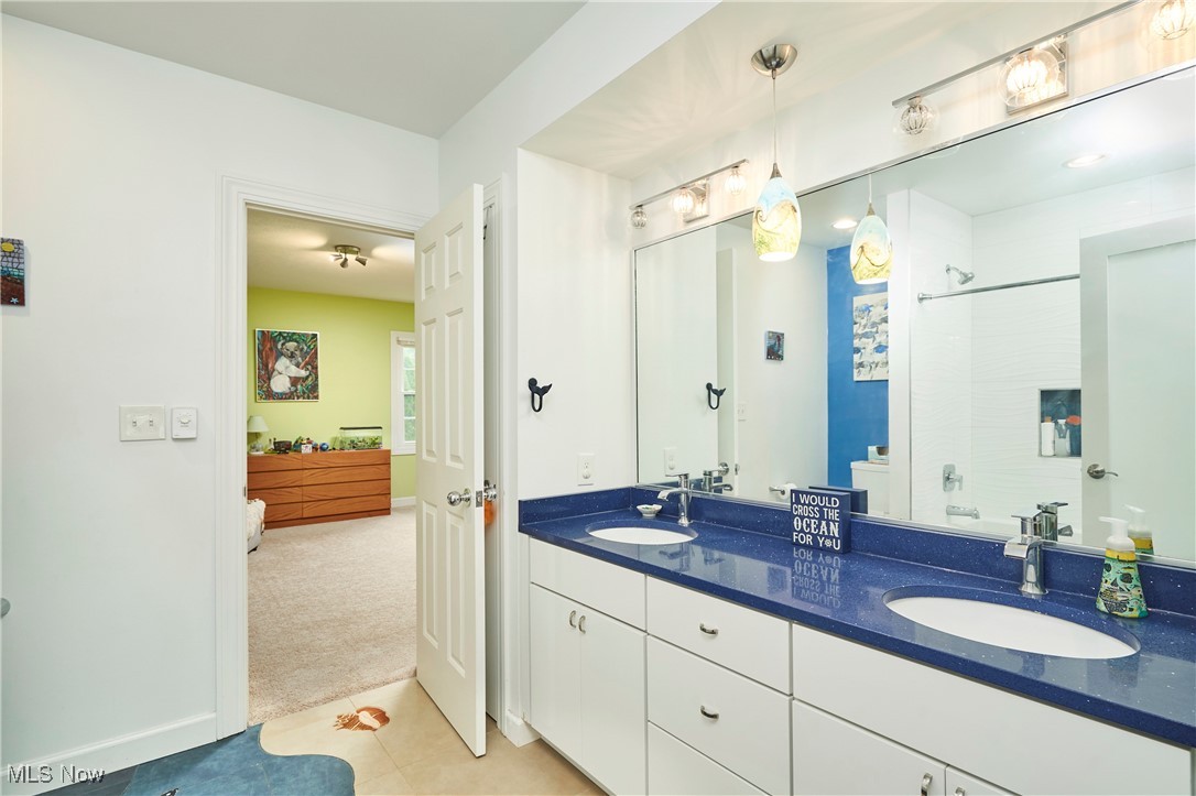 Bath, Ohio 44333, United States, 5 Bedrooms Bedrooms, ,6 BathroomsBathrooms,Residential,Active,167706