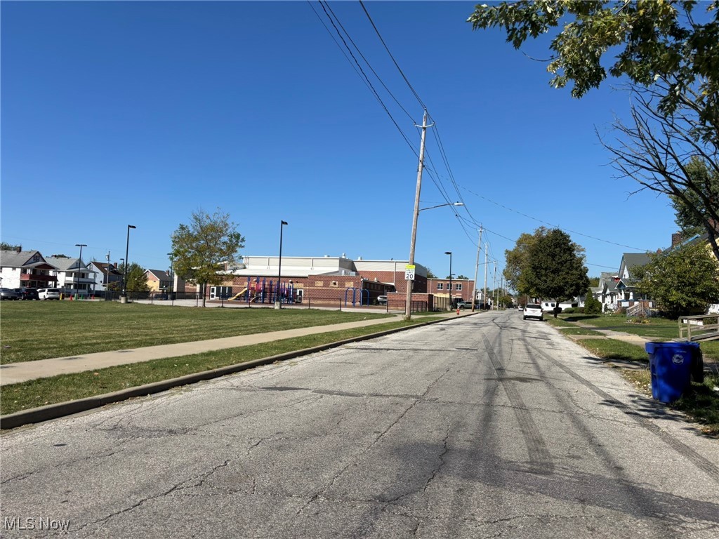 Greenleaf Realty Companys - Commercial Sale