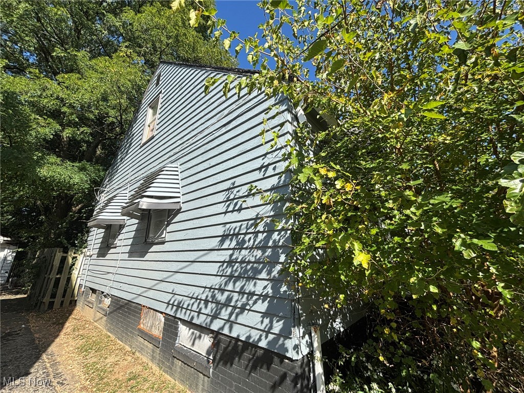 Greenleaf Realty Companys - Commercial Sale