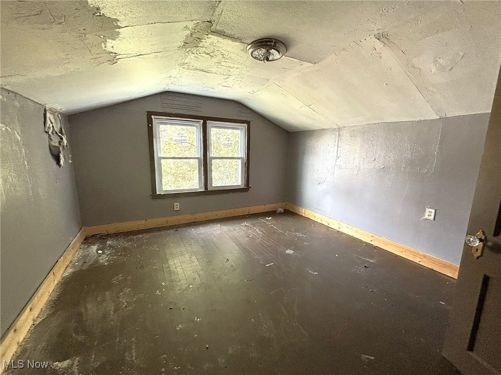 Greenleaf Realty Companys - Commercial Sale