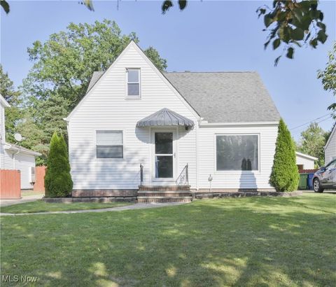 6767 Greenleaf Avenue, Parma Heights, OH 44130 - #: 5155181