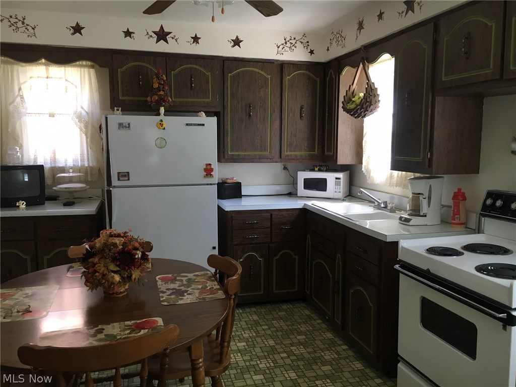 J SPAHNS'S - Residential