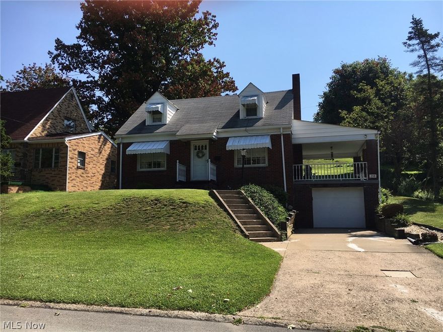 VERY CUTE BRICK HOME WITH 1.5 BATH EAT-IN KITCHEN AND FORMAL DINING ROOM & 2 BEDROOMS UP STAIRS AND BEAUTIFUL YARD. COVERED SIDE PORCH,NEWER WINDOWS,NEWER BREAKER BOX. CALL OFFICE TO VIEW