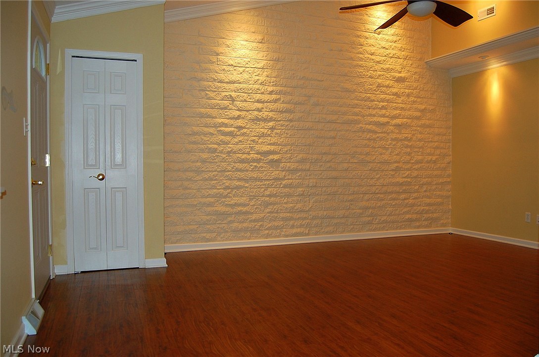 River Oaks Estates - Residential