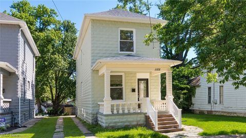 Homes For Sale - 1155 Roosevelt Avenue<br/> Zanesville, OH 43701