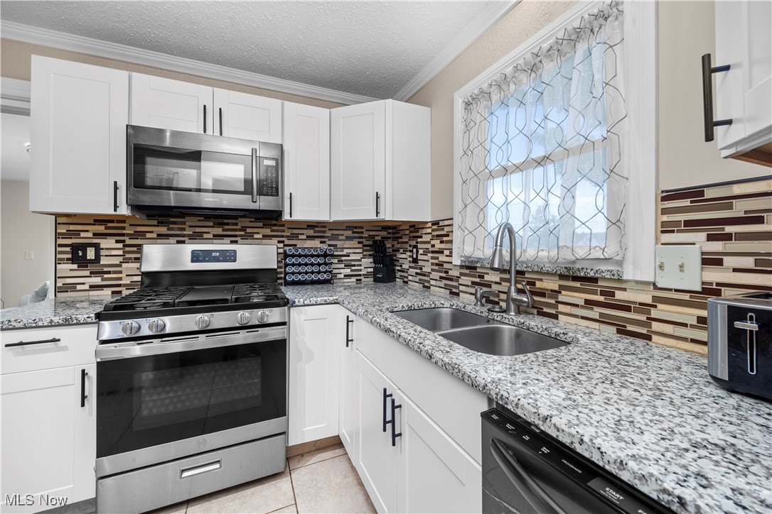 7101 Glencoe Avenue, Brooklyn, Ohio image 4