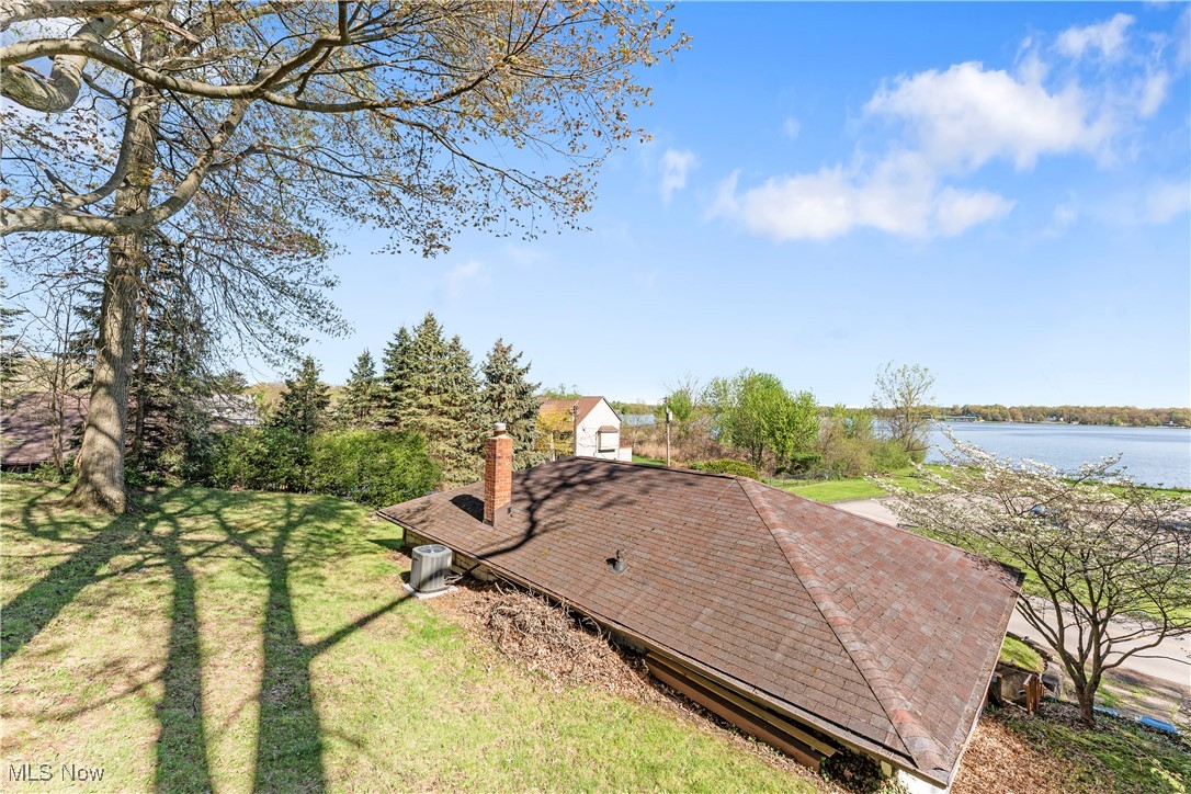 2400 Lakeside Drive, Lakemore, Ohio image 29