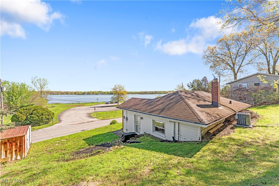 2400 Lakeside Drive, Lakemore, Ohio image 28