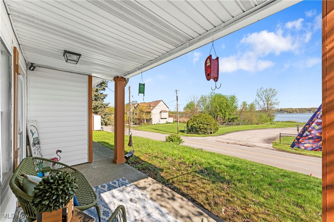 2400 Lakeside Drive, Lakemore, Ohio image 6