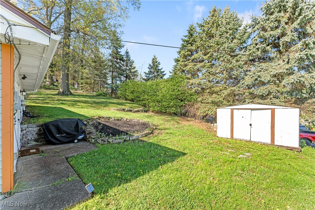 2400 Lakeside Drive, Lakemore, Ohio image 26