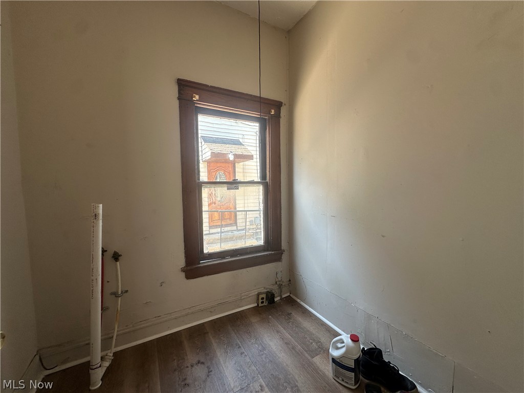 Hecker - Residential Income