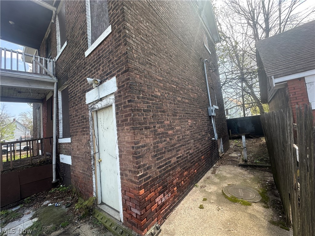 Hecker - Residential Income