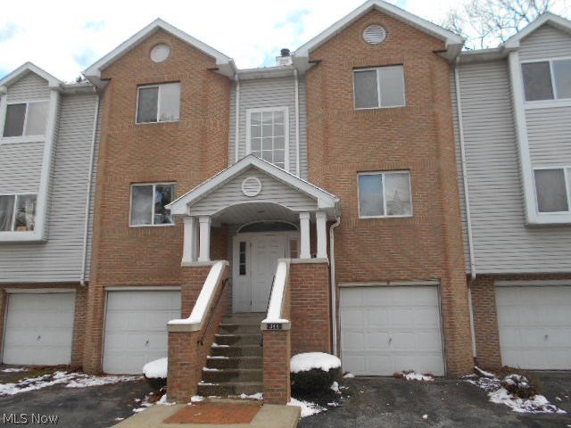 Village/Pointe West - Residential