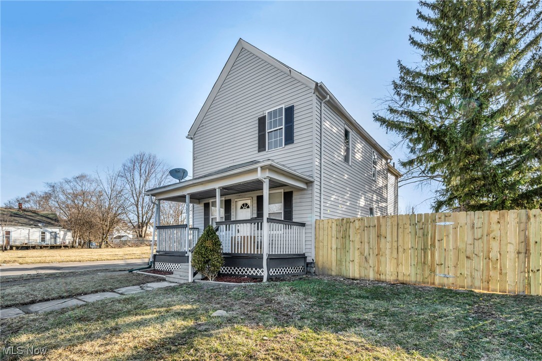 1703 Washington Avenue, Lorain, Ohio image 3