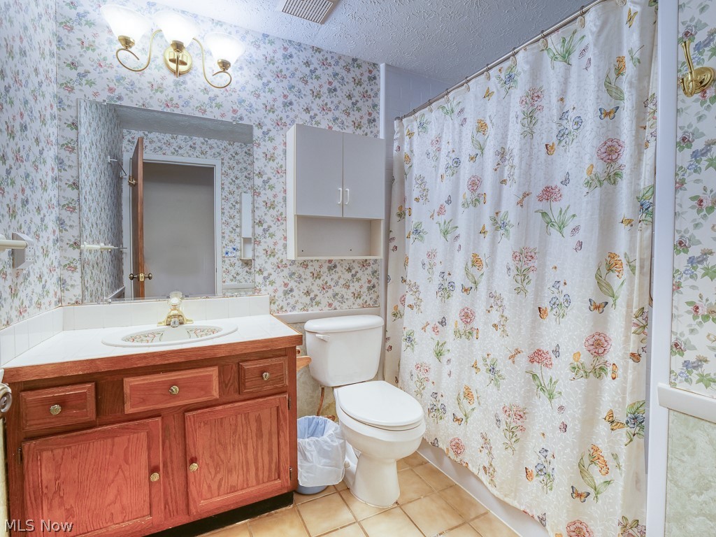 Evergreen Mdws Condo 02 - Residential