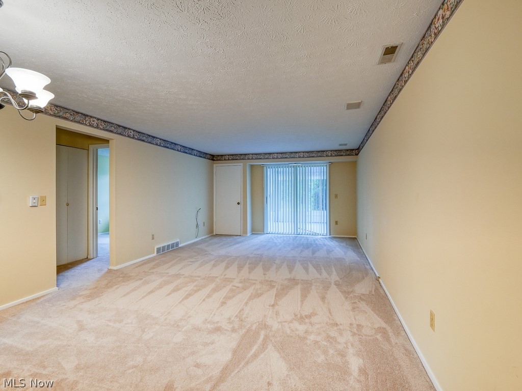 Evergreen Mdws Condo 02 - Residential