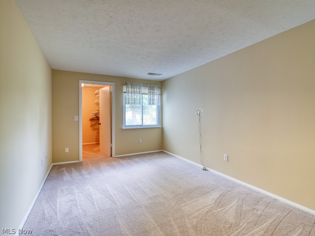 Evergreen Mdws Condo 02 - Residential