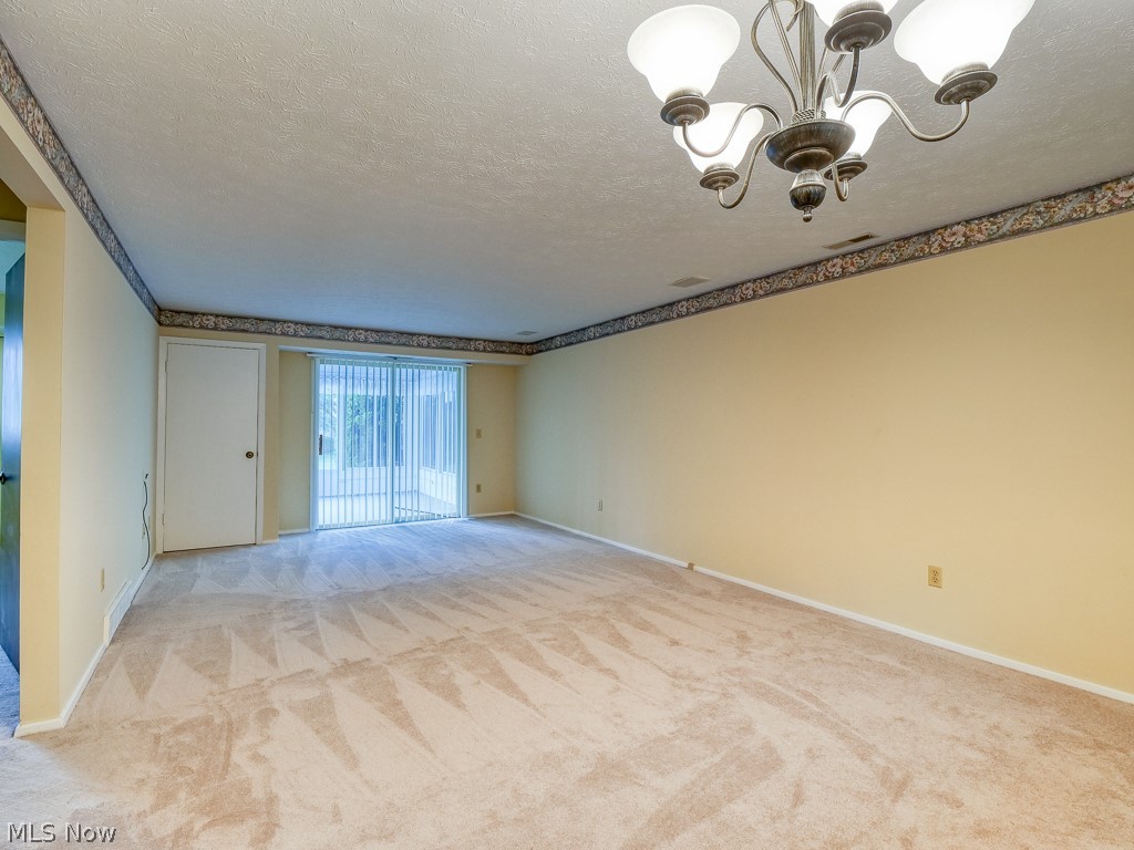 Evergreen Mdws Condo 02 - Residential