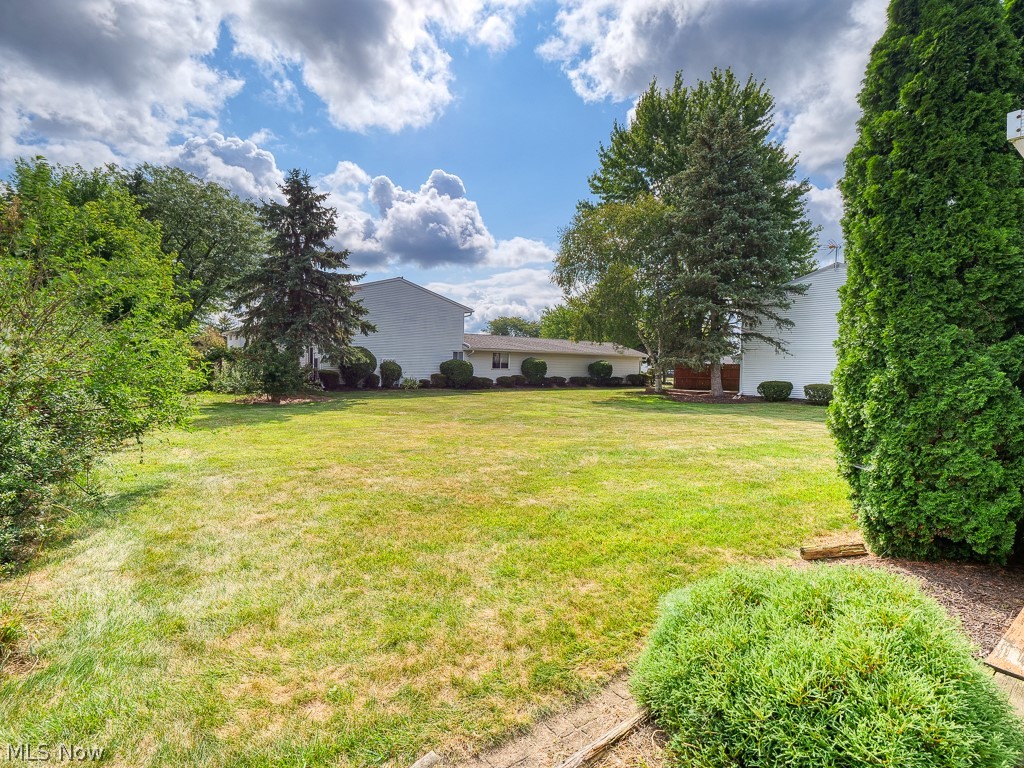 Evergreen Mdws Condo 02 - Residential