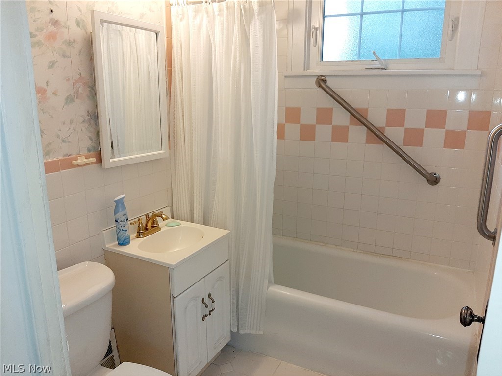 J L Free Land Companys Crown - Residential