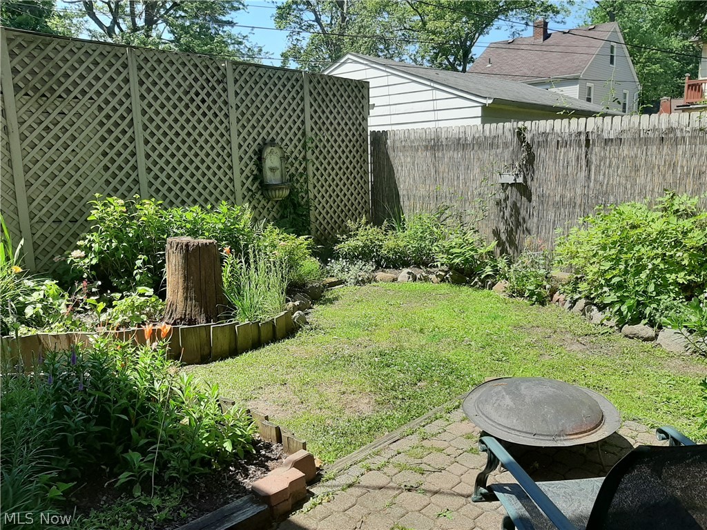 J L Free Land Companys Crown - Residential