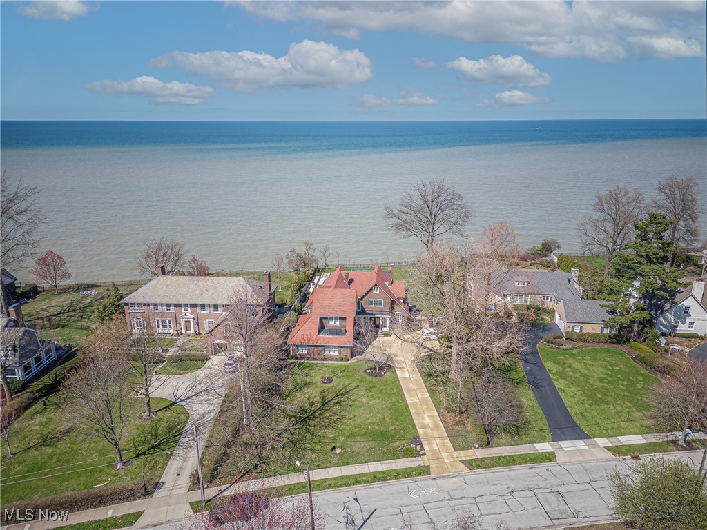 17810 Lake Road, Lakewood, Ohio image 3