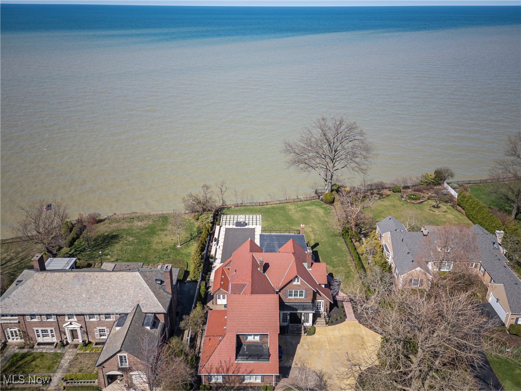 17810 Lake Road, Lakewood, Ohio image 5