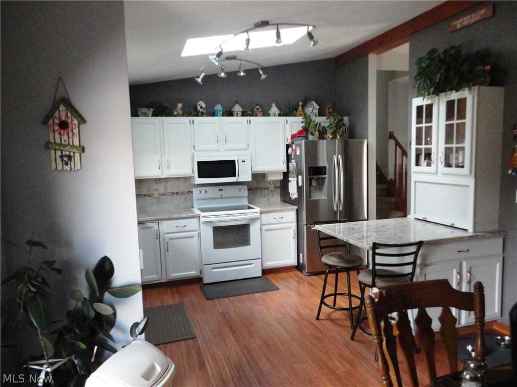 Meanderwood 5 - Residential