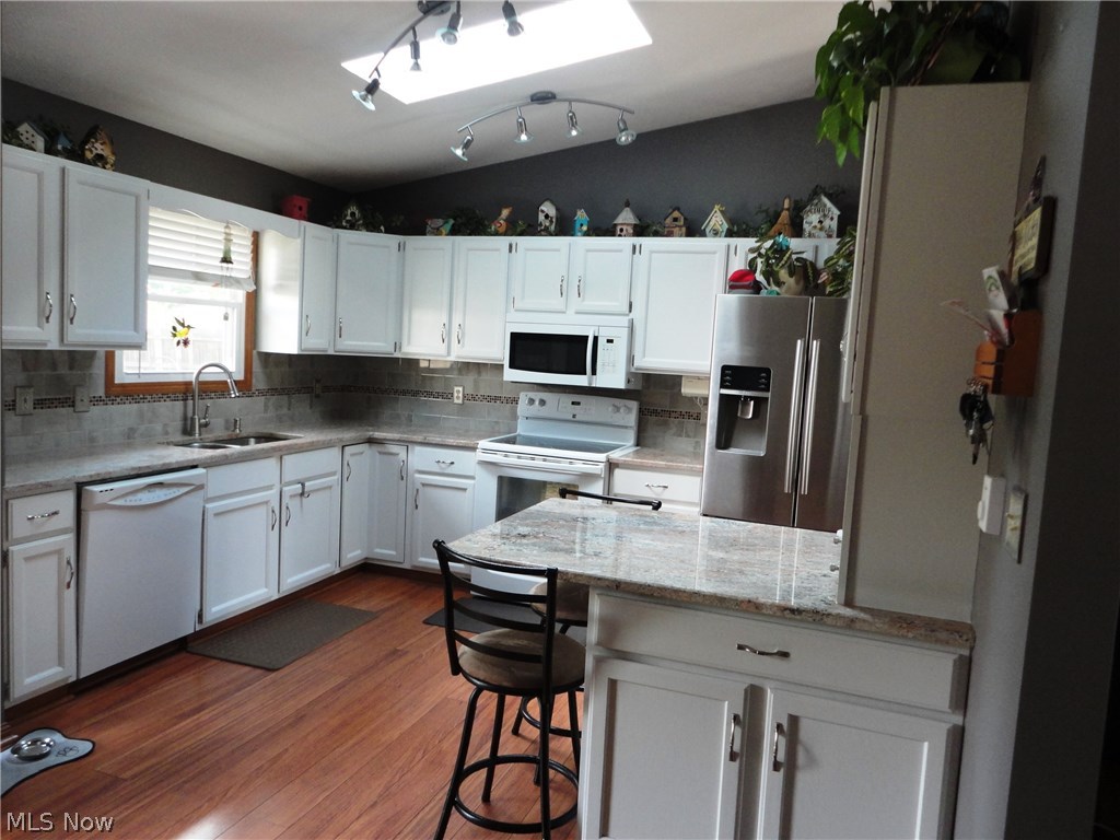 Meanderwood 5 - Residential