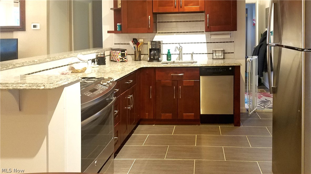 Rose Tree - Residential