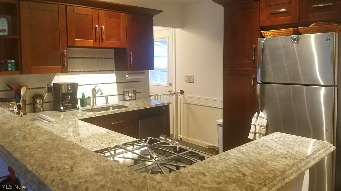 Rose Tree - Residential