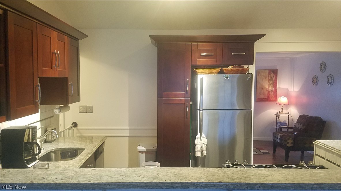 Rose Tree - Residential