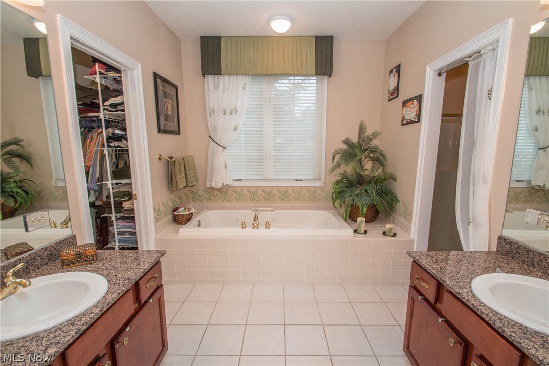 Macintosh Farms - Residential