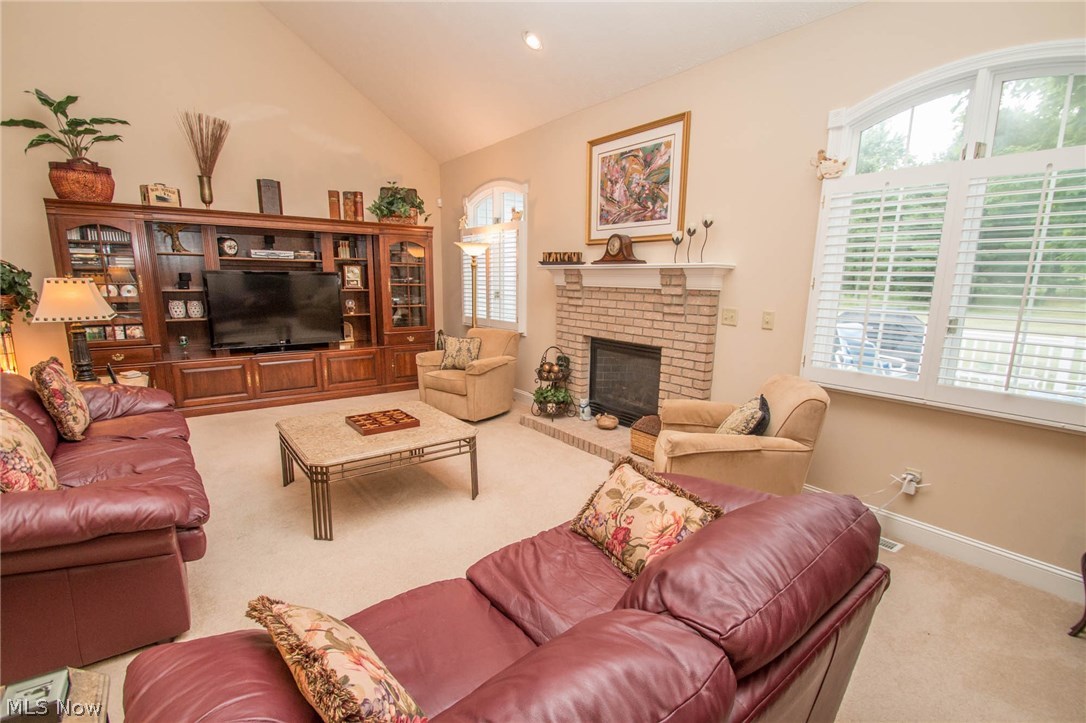 Macintosh Farms - Residential
