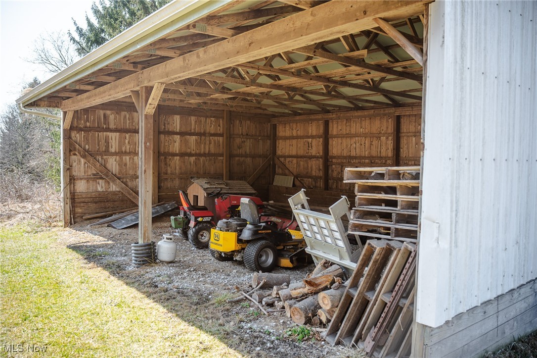 5851 Degen Road, Sugarcreek, Ohio image 26