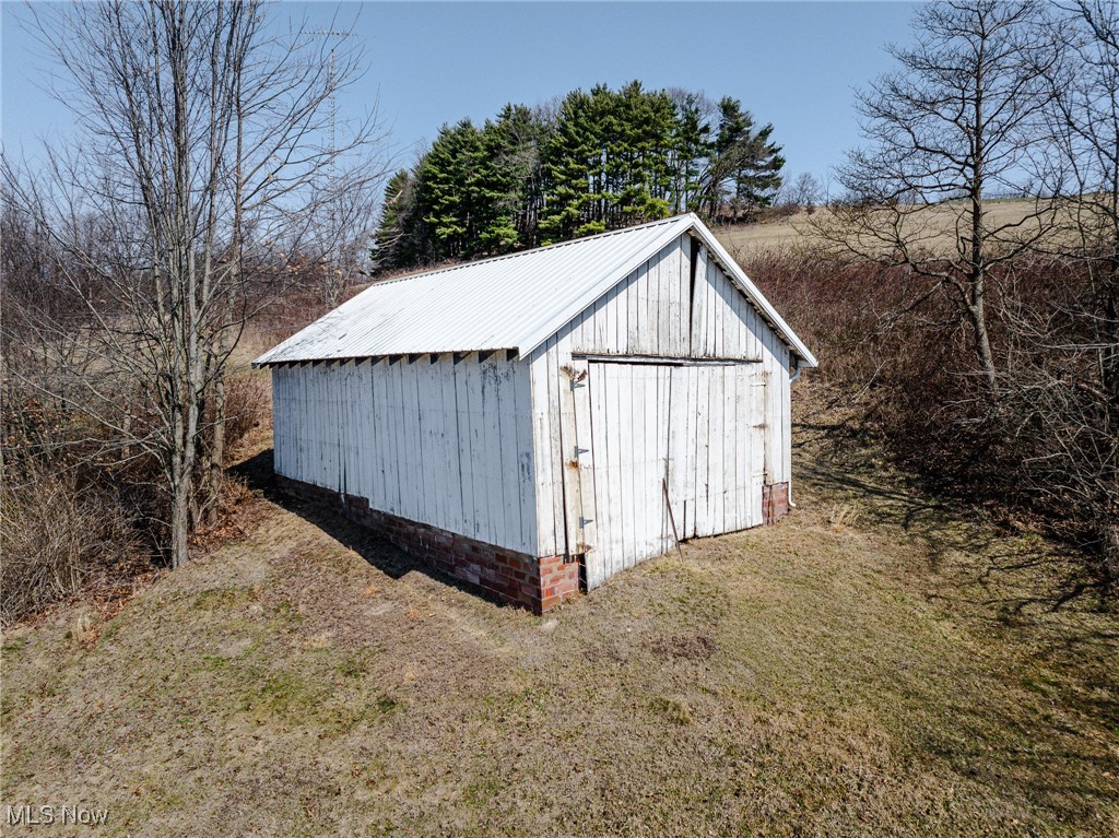 5851 Degen Road, Sugarcreek, Ohio image 4