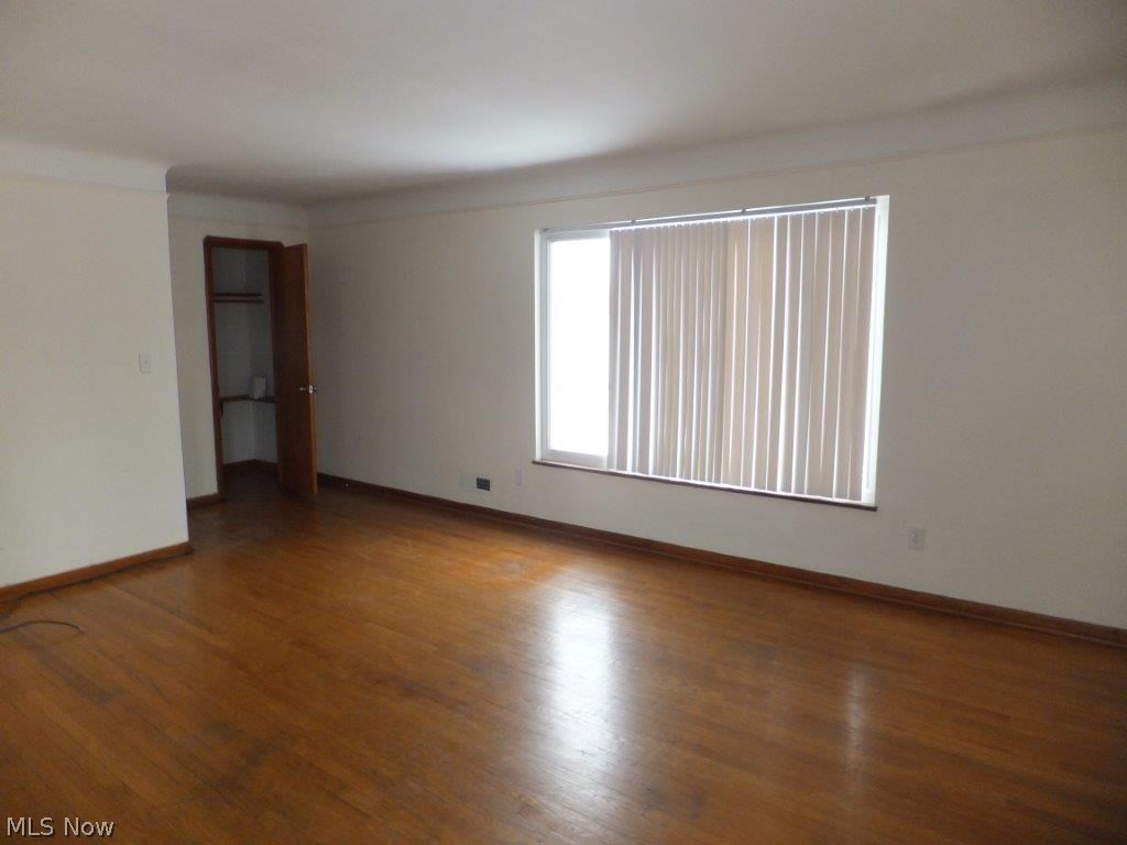 Tuxedo Heights - Residential Income