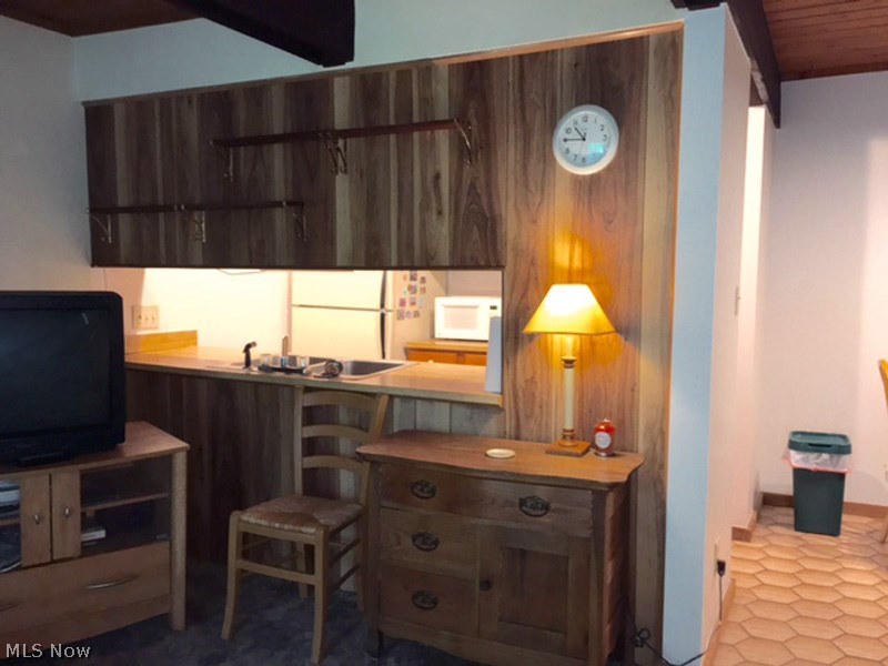 Timber Top Condo - Residential