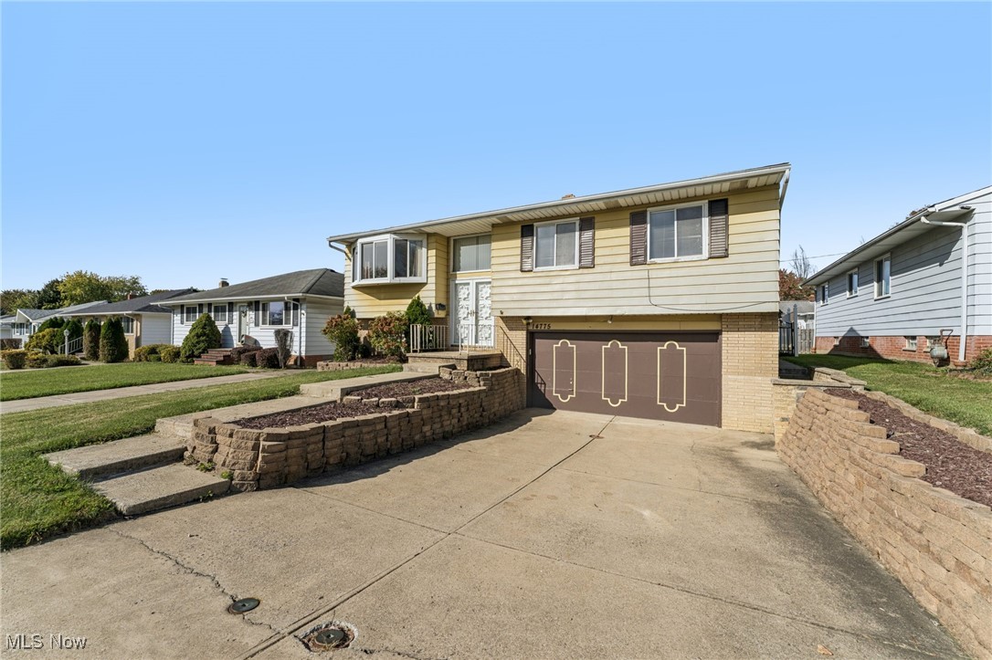 Fairway Land Companys & A P I - Residential