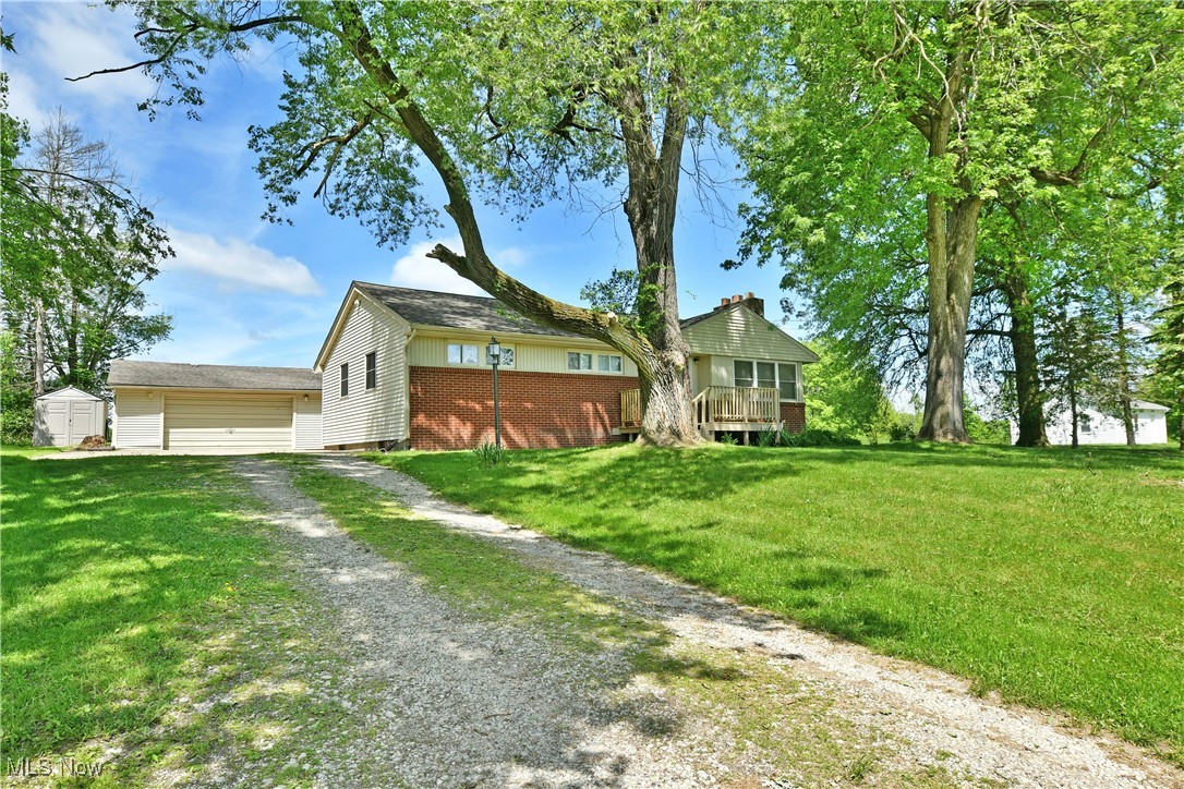 2997 Youngstown Kingsville Road, Cortland, Ohio image 3