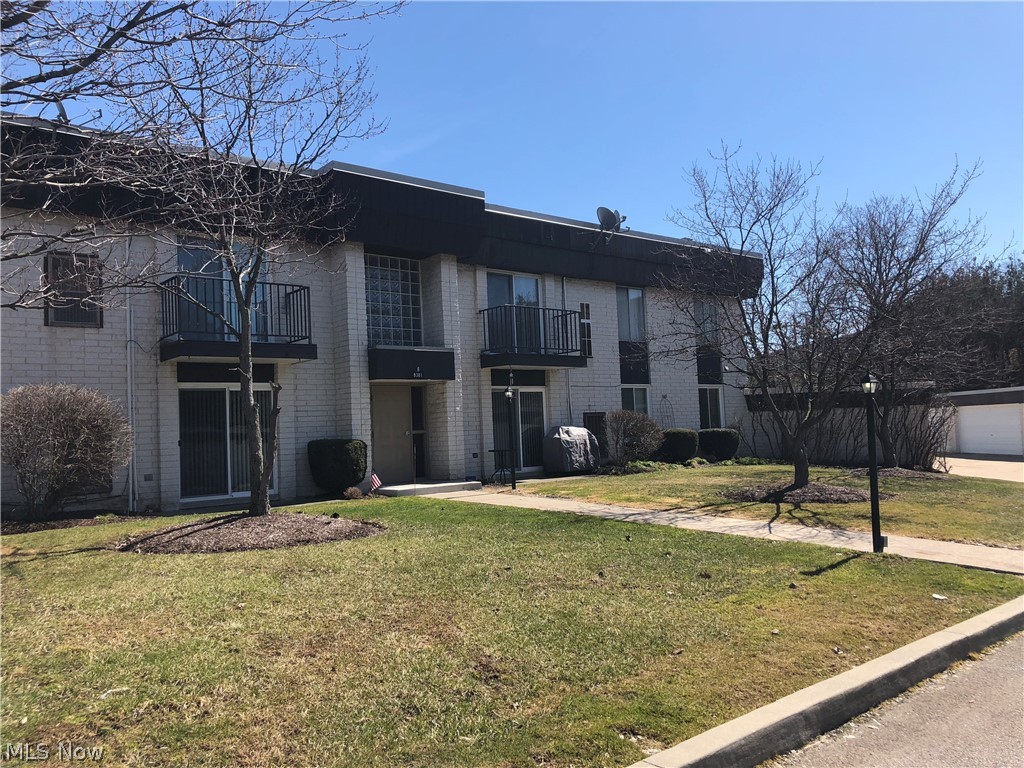 Beautifully remodeled Condo. All new windows, New Pella Sliding glass door to balcony with beautiful view. End unit for privacy. All new paint. Very clean. 1 car garage with storage and 1 parking space. Nice pool for summer fun. Condo is just minutes away from shopping, entertainment and freeway access.