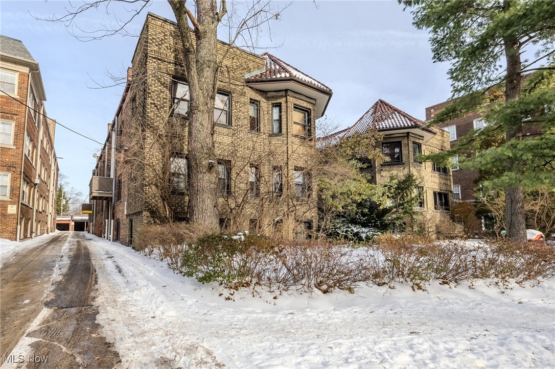 Glenturret Condo Ph I - Residential