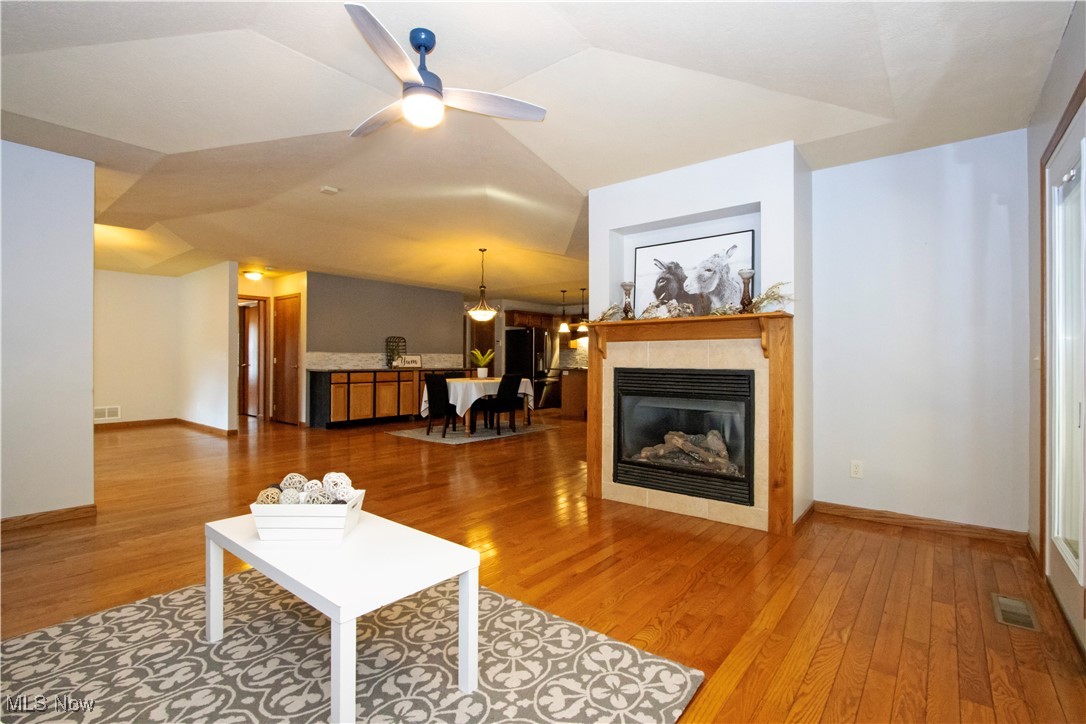 Chambers Country Mdws - Residential