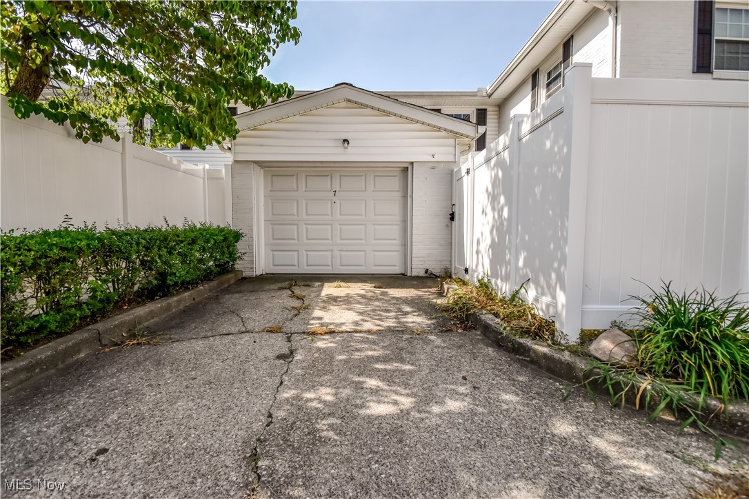 Meadowlawn - Residential