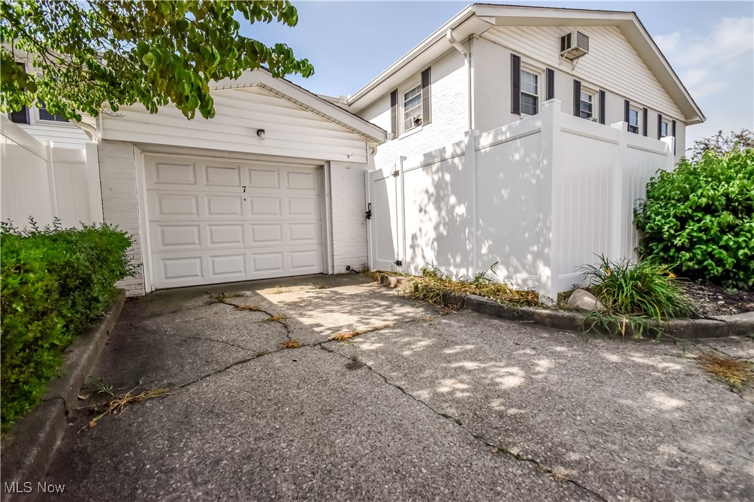 Meadowlawn - Residential