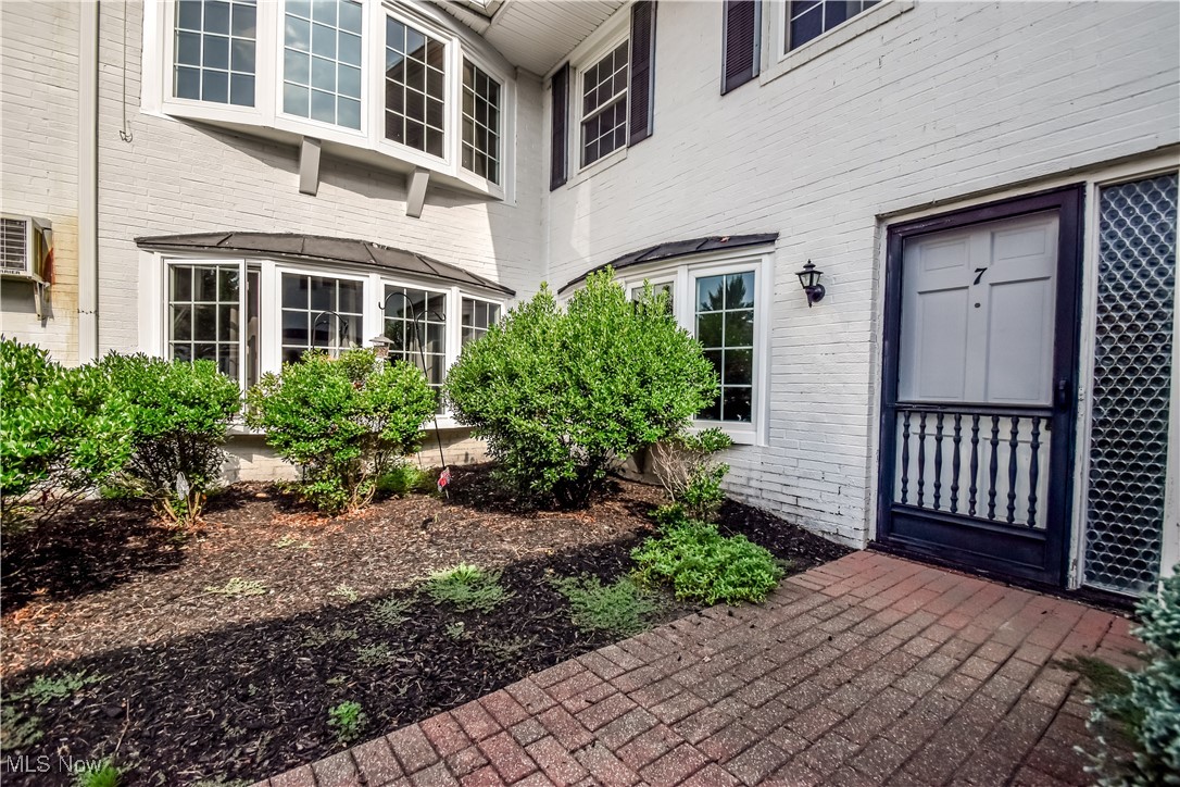 Meadowlawn - Residential