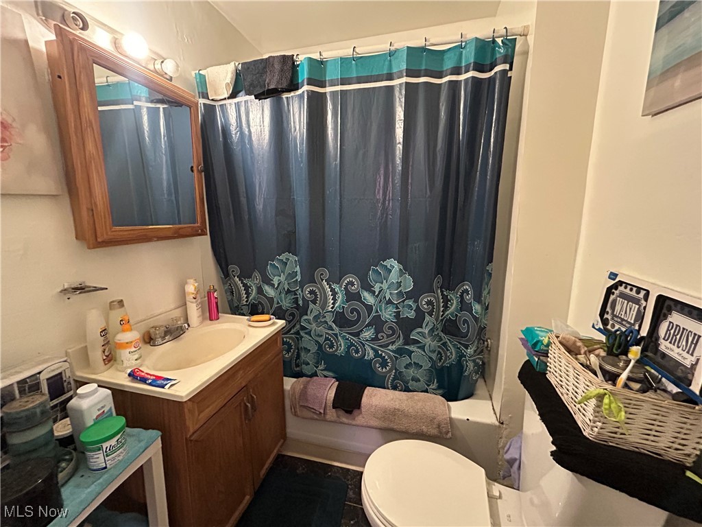 St Clair Superior - Residential Income